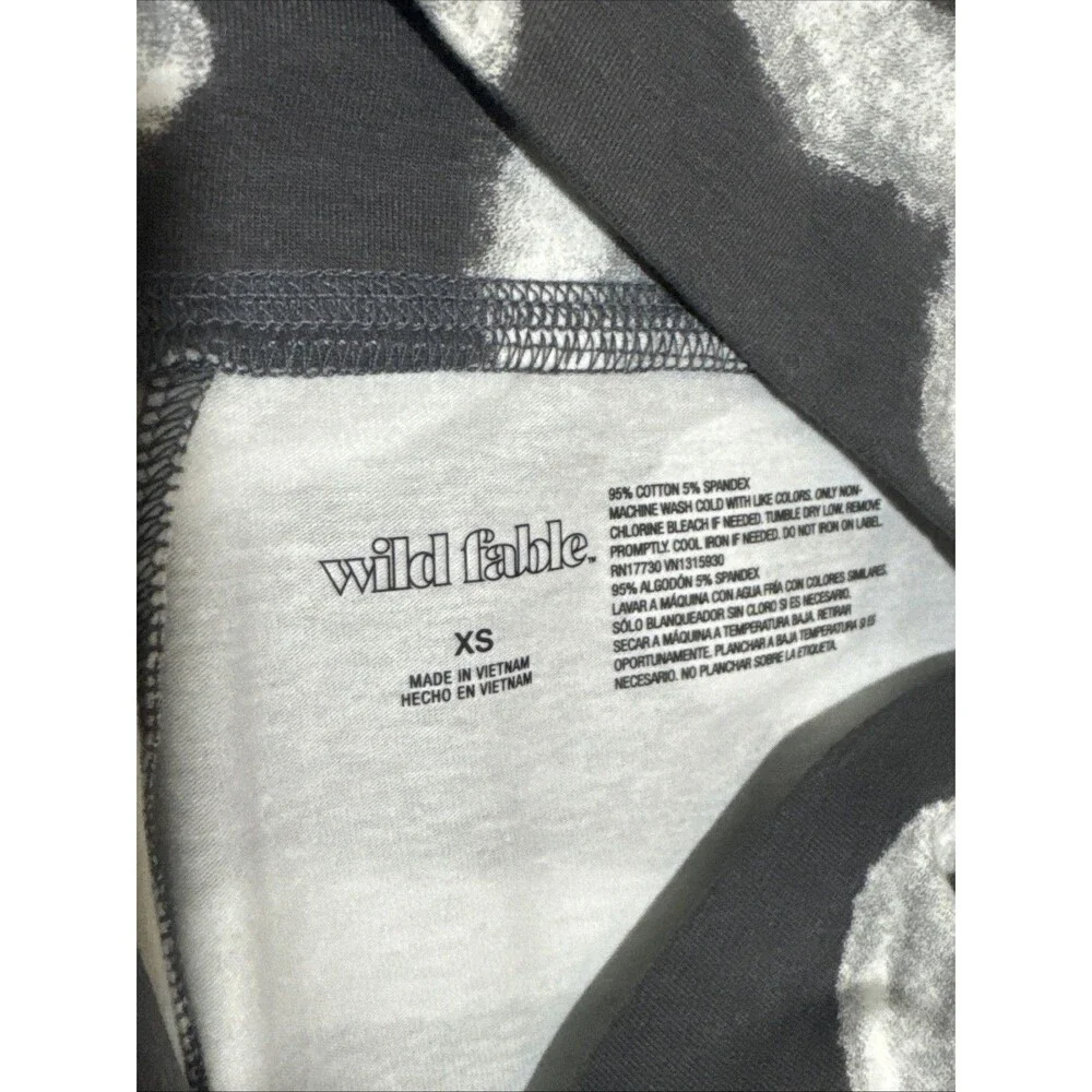 Wild Fable Women's Leggings 2 Pairs Heart Print Blue Extra Small - Picture 5 of 5